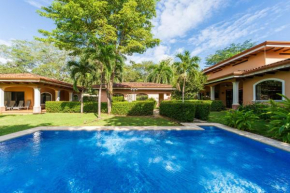 Catalina Cove 3- Spacious 6 Bedroom Loft Home